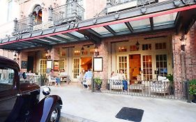 Ledson Hotel & Zina Lounge